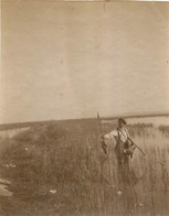 FLEUVE VARDAR PECHE ET CHASSE  1917  PHOTO ORIGINALE 10 X 8 CM - Places