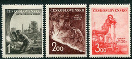 CZECHOSLOVAKIA 1952 Heavy Industry MNH / **.  Michel 709-11 - Unused Stamps