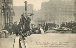 PARIS CRUE DE LA SEINE JANVIER FEVRIER 1910 PLACE DE ROME  POMPE D'EPUISEMENT EN MARCHE POUR DEGAGER LE TUNNEL DU METRO - De Overstroming Van 1910