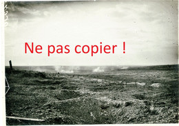 PHOTO FRANÇAISE - ATTAQUE DES 410 ET 407e RI SOUS LES BOMBES A SOMMEPY PRES DE TAHURE MARNE - GUERRE 1914 1918 - 1914-18