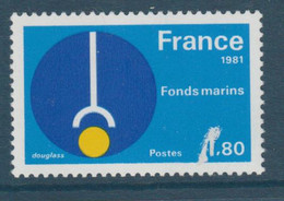 N° 2129 FONDS MARINS VARIETE GROS POINT BLANC SUR LA FACIALE TTB ** - Unused Stamps