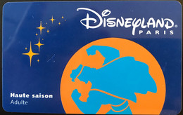 FRANCE  -  DisneyLAND PARIS  -  HERCULE  -  Adulte  -  Bande Magétique Marron - Passeports Disney