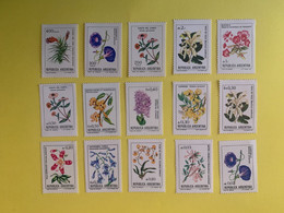 Lot De 15 Timbres - Fleurs - Collections, Lots & Series