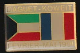 72532- Pin's.division Daguet.Kuwait.Militaire.Armée. - Militaria