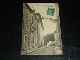 AUPS - GRANDE RUE, VUE DU COUVENT - 83 VAR (BW) - Aups