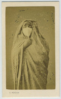 CDV Circa 1870. Portrait D'une Femme Noire Par Portier à Alger. Algérie. Algeria. - Antiche (ante 1900)