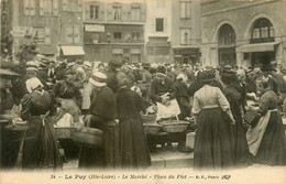 Le Puy * Le Marché * Place Du Plot * Foire Marchands - Le Puy En Velay