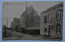 CPA Villers-aux-Tours, Anthisnes - Rue Du Village - Anthisnes