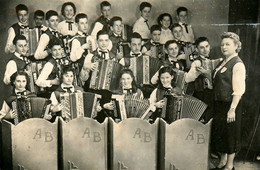 Limoges * Les Accordéoniste De La Brégère * Musique Musiciens Accordéon Groupe - Limoges