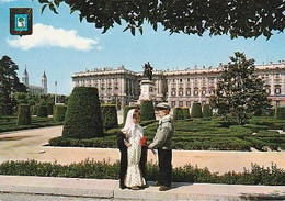 Spain & Circulado, Pareja Tipica Y Palacio Real, Madrid, Lisboa 1976 (149) - Dogana