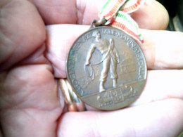 Medaglia  ASS. NAZ. MARINAI ITALIA   RADUNO NAPOLI 1956 - Lots & Kiloware - Coins