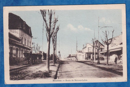 Delcampe - CPA - HOUILLES - Route De Maisons Lafitte - Hiver ? - Ligne De Chemin De Fer - Magasin - Houilles
