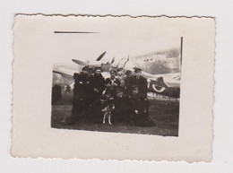 People Pose To Military Bulgarian Bulgaria Ww2 Airplane Vintage Orig Photo (57044) - Aviación