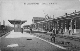 ERQUELINES   INTERIEUR DE LA GARE 646 - Gares - Sans Trains