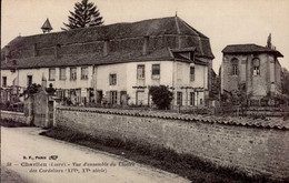 CHARLIEU      ( LOIRE )   VUE D ' ENSEMBLE DU CLOITRE DES CORDELIERS - Charlieu