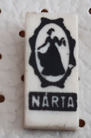 NARTA Studio Hair Cosmetic Perfume   SLOVENIA  Pin - Parfums