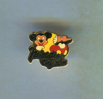 Pin's - Paradis Enfantin - Mickey Disney Voiture - Disney