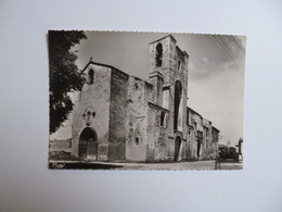 PERNES LES FONTAINES  -  84  -   Eglise Notre Dame De Nazareth    -  VAUCLUSE - Pernes Les Fontaines