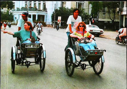 ► Transport  à Vélo Cyclo Tour Taxi   - Viet-Nam (Daily Life) - Taxis & Fiacres
