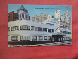 Greyhound Bus Terminal.  Cincinnati - Ohio       Ref  5254 - Cincinnati