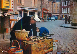 QUIMPERLE - Vendeuse Ambulante De Crustacés - Coin Des Halles - Quimperlé