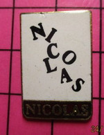 115b Pin's Pins / Beau Et Rare / THEME : BOISSONS / VINS NICOLAS - Boissons