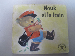 NOUK ET LE TRAIN   Mini Livre HACHETTE - Hachette