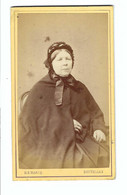 H. X. HARCQ PHOTOGRAPHE 36 Chaussée D'Ixelles IXELLES   Van  1874;   Foto Op Hard Karton  10,5 X 6,5 Cm - Elsene - Ixelles