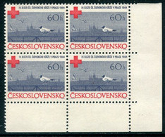 CZECHOSLOVAKIA 1964 Red Cross Congress Block Of 4 MNH / **.  Michel 1481 - Nuovi