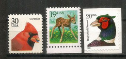 FAUNA. Faisan De Colchide,Oiseau Cardinal Rouge,Faon.    3 Timbres Neufs ** - Unused Stamps