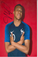 Kylian Mbappé - Frankreich WM 2018 & FC Paris Saint-Germain- Original Autogramm, Autografo, Autographe  10x15 Cm - Autografi