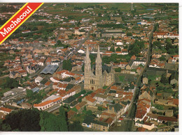 MACHECOUL L'EGLISE ET LE CENTRE DE L'AGGLOMERATION VUE AERIENNE 1987 - Machecoul