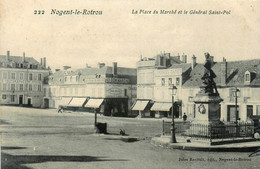 Nogent Le Rotrou * La Place Du Marché Et Statue Général St Pol * Horlogerie * Poste Ptt - Nogent Le Rotrou