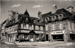 Lesneven * Place Général Le Flô * Charcuterie DELOINCE * Coop La Léonarde - Lesneven