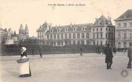 Tours       37        Enseignement . Ecole Du Musée   N° GB 109    (voir Scan) - Tours