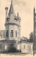 Tours       37       Edifice:   Maison Renaissance     N° 11     (voir Scan) - Tours