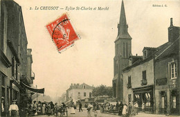 Le Creusot * Rue Et Vue Sur église St Charles * Le Marché * Foire Marchands * Marchands De Vins - Le Creusot