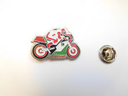 Beau Pin's , Moto , Oil Huile Castrol , Signé Alcara - Motos