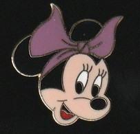 73078-Pin's.Mickey.Minnie.signé Stadium Paris 1989 Disney. - Disney