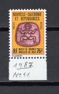 NOUVELLE CALEDONIE  SERVICE N° 41   NEUF SANS CHARNIERE COTE  3.00€  MUSEE OREILLER DE BOIS - Dienstzegels