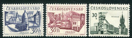 CZECHOSLOVAKIA 1967 City Views MNH / **.  Michel  1721-23 - Nuevos