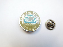 Beau Pin's , Natation , Club Des Vikings De Rouen , Petit Modèle : 22 Mm De Diamètre - Natation