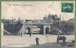 CPA - VIENNE - POITIERS - LA PORTE DE PARIS - Pont Du Chemin De Fer - Animation, Cycliste, Petit Attelage - - Poitiers