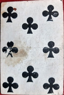 CARTE A JOUER ANCIENNE 18°  SIECLE PLAYING CARD HUIT DE TREFLE DOS VIERGE   7,5 X 5 CM PLIS - Barajas De Naipe
