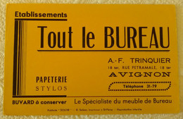 Buvard PUBLICITE PAPETERIE TOUT LE BUREAU AF TRINQUIER RUE PETRAMALE AVIGNON 84 - Papeterie