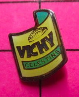 815B Pin's Pins / Beau Et Rare / THEME : BOISSONS / ETIQUETTE D'EAU MINERALE VICHY CELESTINS Mini Pin's - Boissons