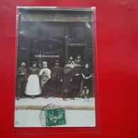 CARTE PHOTO PARIS CAFE PUB ABSINTHE VERMOUTH LA GENTIANE DUBOIS RUE A IDENTIFIER - Cafés, Hotels, Restaurants