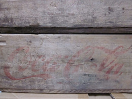 Old Wooden Box Crate For Bootles Coca Cola Vintage Old About 1950 Maybe Older  2 Pieces 47x31x11.5 Cm - Bouteilles