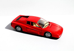 BURAGO - FERRARI TESTAROSSA 1984 ITALY - ECH:1/24  ANCIENNE MINIATURE AUTOMOBILE     (0507.5) - Autres & Non Classés