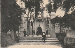 11 - Conques - Notre Dame De La Gardie , Entrée De La Chapelle - Conques Sur Orbiel